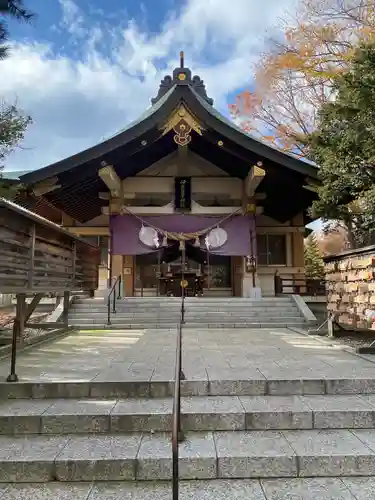 彌彦神社　(伊夜日子神社)の本殿・本堂