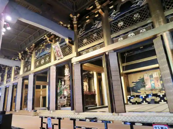 東本願寺の本殿・本堂