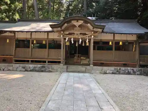 氷室神社の本殿