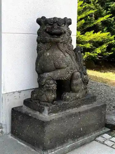 上手稲神社の狛犬