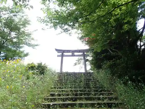 長岡神社・八幡神社・天御布須麻神社の建物その他