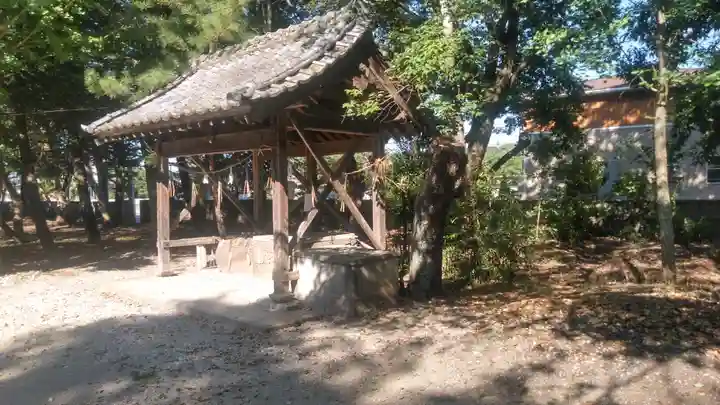 白髭神社の手水舎