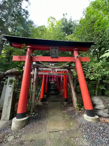 栗川稲荷神社(山形県)