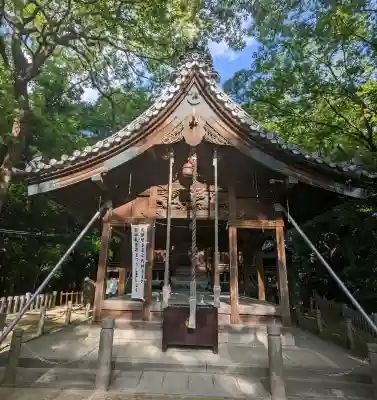白山神社(二子町)の{uncategorized: "未分類", other: "その他", undefined: "問題あり", building: "その他建物", grave: "お墓", sacred_gate: "鳥居", guardian: "狛犬", statue: "像", buddha: "仏像", history: "歴史", nature: "自然", garden: "庭園", animal: "動物", pagoda: "塔", temizu: "手水舎", mountain_gate: "山門・神門", sanctuary: "本殿・本堂", subordinate: "末社・摂社", art: "芸術", scenery: "景色", jizo: "地蔵", ema: "絵馬", goshuin: "御朱印", omikuji: "おみくじ", items: "授与品その他", amulet: "お守り", goshuincho: "御朱印帳", eats: "食事", festival: "お祭り", votive_dance: "神楽", shichigosan: "七五三参", wedding: "結婚式", experience: "体験その他", initially: "初詣", around: "周辺", anti_infection: "感染症対策"}