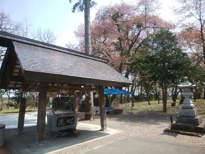 公園八幡宮の手水舎