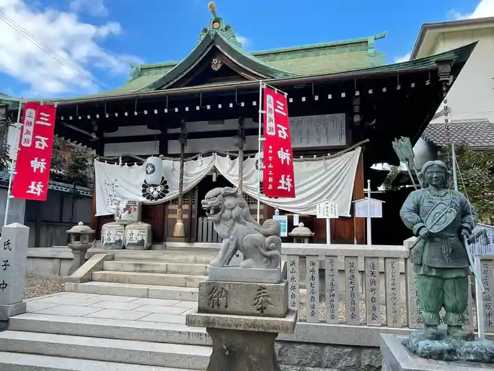 三石神社の本殿・本堂
