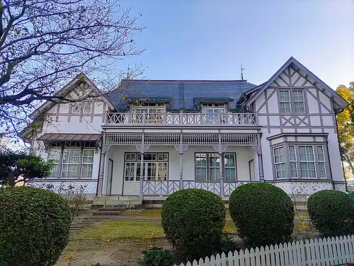 上半田山の神社の周辺