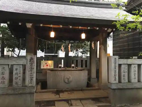 神明氷川神社の手水