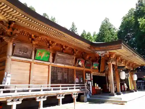 櫛引八幡宮の本殿・本堂