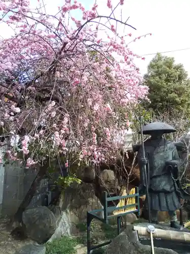 観音寺の像