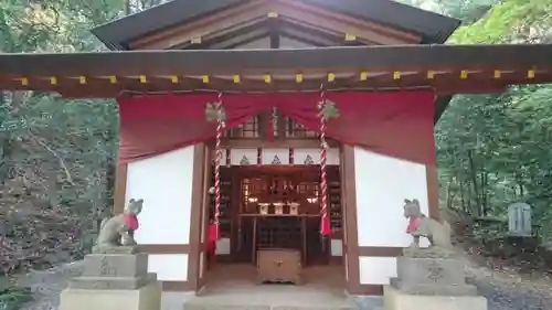 宝登山神社の末社