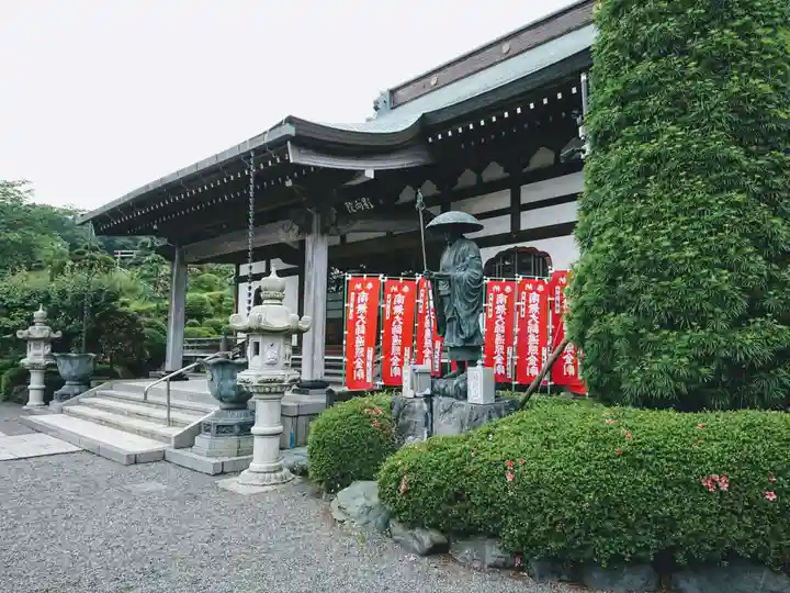 神光寺の本殿・本堂