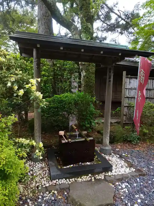 山王神社の手水舎