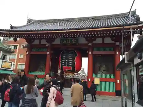 浅草寺の山門