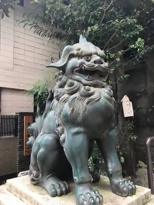 愛宕神社の狛犬