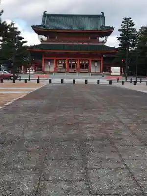 平安神宮の山門・神門