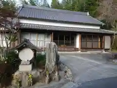 岩松寺の本殿