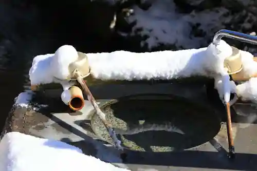 高屋敷稲荷神社の手水