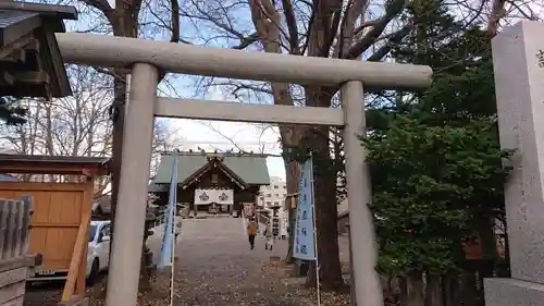 札幌諏訪神社の鳥居