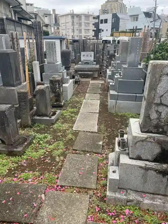 本松寺の{uncategorized: "未分類", other: "その他", undefined: "問題あり", building: "その他建物", grave: "お墓", sacred_gate: "鳥居", guardian: "狛犬", statue: "像", buddha: "仏像", history: "歴史", nature: "自然", garden: "庭園", animal: "動物", pagoda: "塔", temizu: "手水舎", mountain_gate: "山門・神門", sanctuary: "本殿・本堂", subordinate: "末社・摂社", art: "芸術", scenery: "景色", jizo: "地蔵", ema: "絵馬", goshuin: "御朱印", omikuji: "おみくじ", items: "授与品その他", amulet: "お守り", goshuincho: "御朱印帳", eats: "食事", festival: "お祭り", votive_dance: "神楽", shichigosan: "七五三参", wedding: "結婚式", experience: "体験その他", initially: "初詣", around: "周辺", anti_infection: "感染症対策"}
