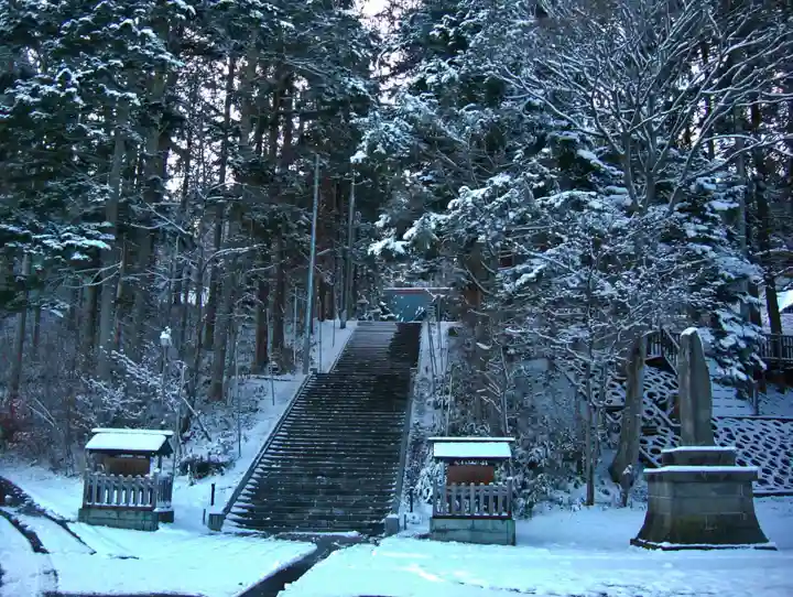 由仁神社(北海道)