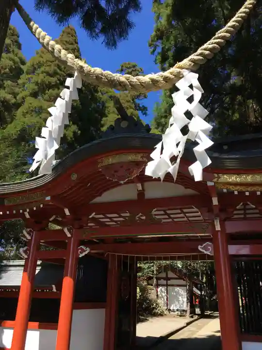 霧島東神社の山門・神門