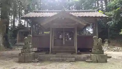 井戸鐘乳穴神社(岡山県)