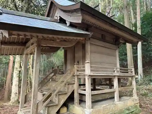 田面神社の{uncategorized: "未分類", other: "その他", undefined: "問題あり", building: "その他建物", grave: "お墓", sacred_gate: "鳥居", guardian: "狛犬", statue: "像", buddha: "仏像", history: "歴史", nature: "自然", garden: "庭園", animal: "動物", pagoda: "塔", temizu: "手水舎", mountain_gate: "山門・神門", sanctuary: "本殿・本堂", subordinate: "末社・摂社", art: "芸術", scenery: "景色", jizo: "地蔵", ema: "絵馬", goshuin: "御朱印", omikuji: "おみくじ", items: "授与品その他", amulet: "お守り", goshuincho: "御朱印帳", eats: "食事", festival: "お祭り", votive_dance: "神楽", shichigosan: "七五三参", wedding: "結婚式", experience: "体験その他", initially: "初詣", around: "周辺", anti_infection: "感染症対策"}
