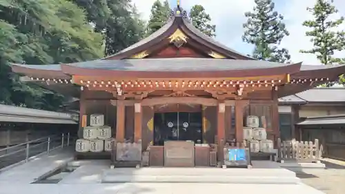 高麗神社の本殿