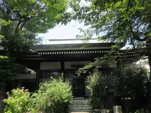 弥勒寺の本殿・本堂