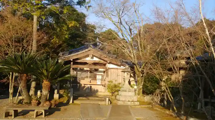 霊山寺(仁和寺塔頭)の本殿・本堂