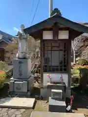 恩林寺の像