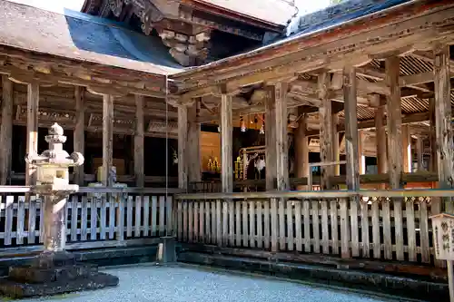 土佐神社の本殿・本堂