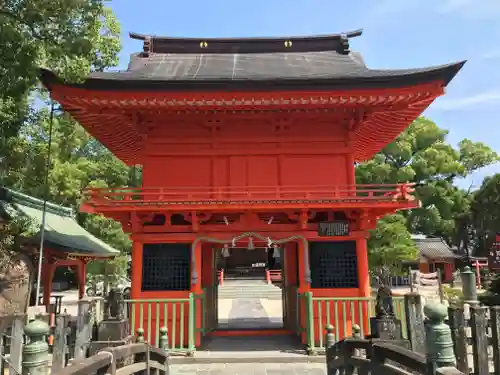 與賀神社の山門