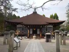 仁和寺の本殿