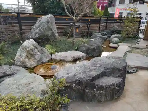 白旗神社の庭園