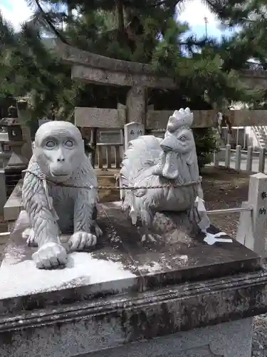 治田神社の像