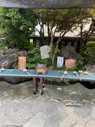 三光稲荷神社の末社・摂社