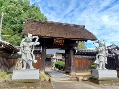 金剛寺の山門