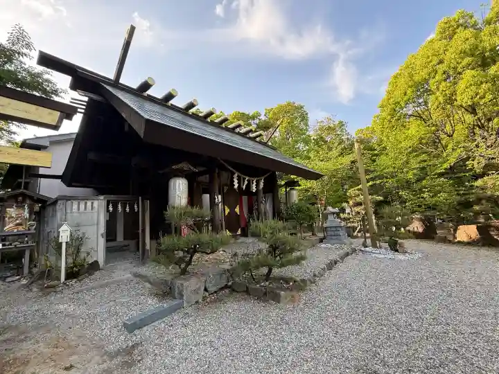 玉鉾神社の{uncategorized: "未分類", other: "その他", undefined: "問題あり", building: "その他建物", grave: "お墓", sacred_gate: "鳥居", guardian: "狛犬", statue: "像", buddha: "仏像", history: "歴史", nature: "自然", garden: "庭園", animal: "動物", pagoda: "塔", temizu: "手水舎", mountain_gate: "山門・神門", sanctuary: "本殿・本堂", subordinate: "末社・摂社", art: "芸術", scenery: "景色", jizo: "地蔵", ema: "絵馬", goshuin: "御朱印", omikuji: "おみくじ", items: "授与品その他", amulet: "お守り", goshuincho: "御朱印帳", eats: "食事", festival: "お祭り", votive_dance: "神楽", shichigosan: "七五三参", wedding: "結婚式", experience: "体験その他", initially: "初詣", around: "周辺", anti_infection: "感染症対策"}