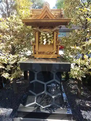 亀ケ池八幡宮の末社・摂社