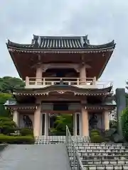 龍谷寺の山門