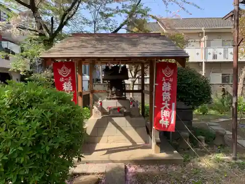 上戸田氷川神社の末社・摂社