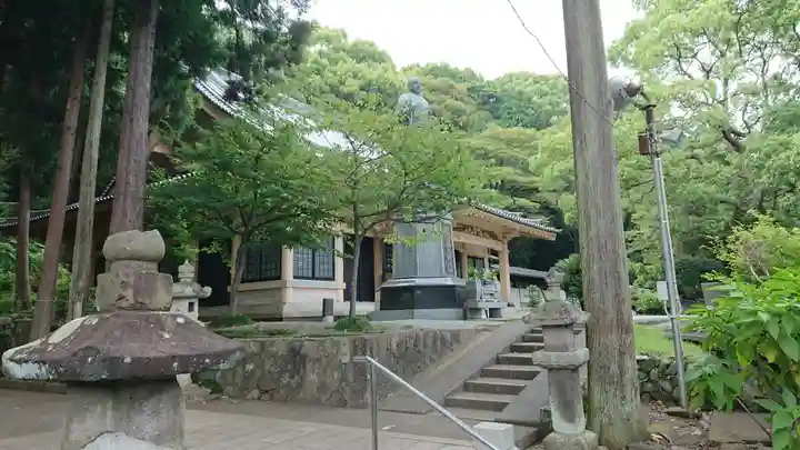 実相寺の本殿・本堂