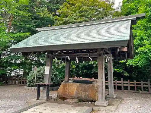 白石神社の手水