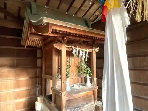 八幡神社の本殿