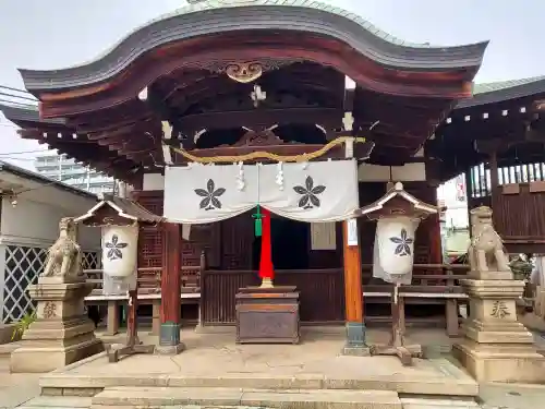 比賣許曾神社の{uncategorized: "未分類", other: "その他", undefined: "問題あり", building: "その他建物", grave: "お墓", sacred_gate: "鳥居", guardian: "狛犬", statue: "像", buddha: "仏像", history: "歴史", nature: "自然", garden: "庭園", animal: "動物", pagoda: "塔", temizu: "手水舎", mountain_gate: "山門・神門", sanctuary: "本殿・本堂", subordinate: "末社・摂社", art: "芸術", scenery: "景色", jizo: "地蔵", ema: "絵馬", goshuin: "御朱印", omikuji: "おみくじ", items: "授与品その他", amulet: "お守り", goshuincho: "御朱印帳", eats: "食事", festival: "お祭り", votive_dance: "神楽", shichigosan: "七五三参", wedding: "結婚式", experience: "体験その他", initially: "初詣", around: "周辺", anti_infection: "感染症対策"}