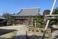 覚王寺の本殿