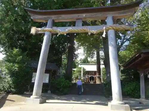 比々多神社の鳥居