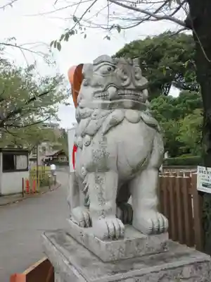 瀧泉寺(目黒不動尊)の狛犬